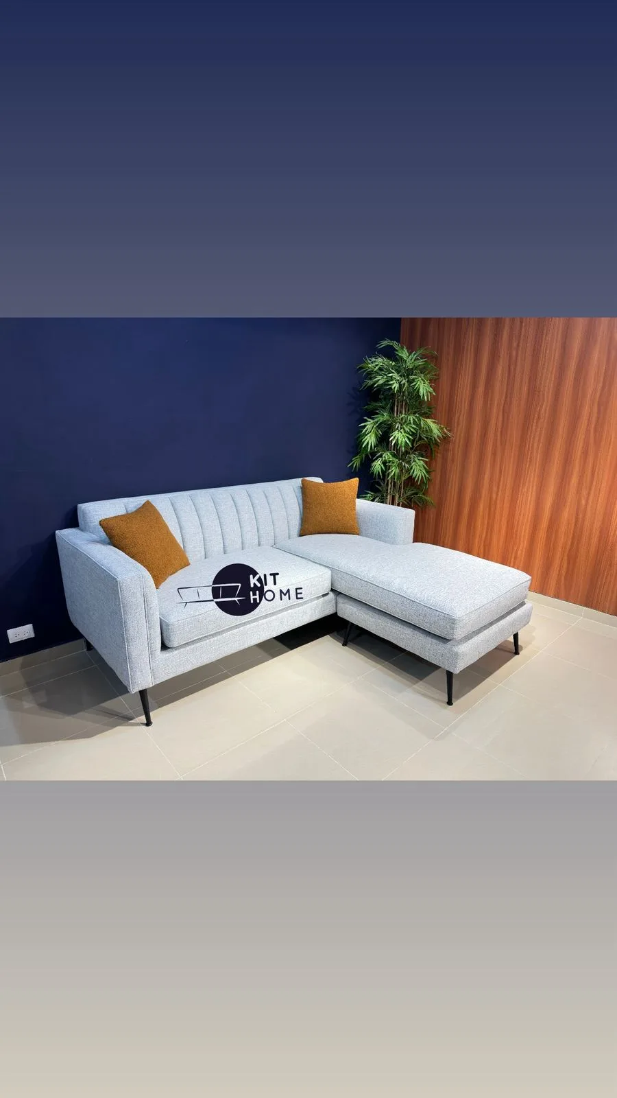 Sofa 75x65"
