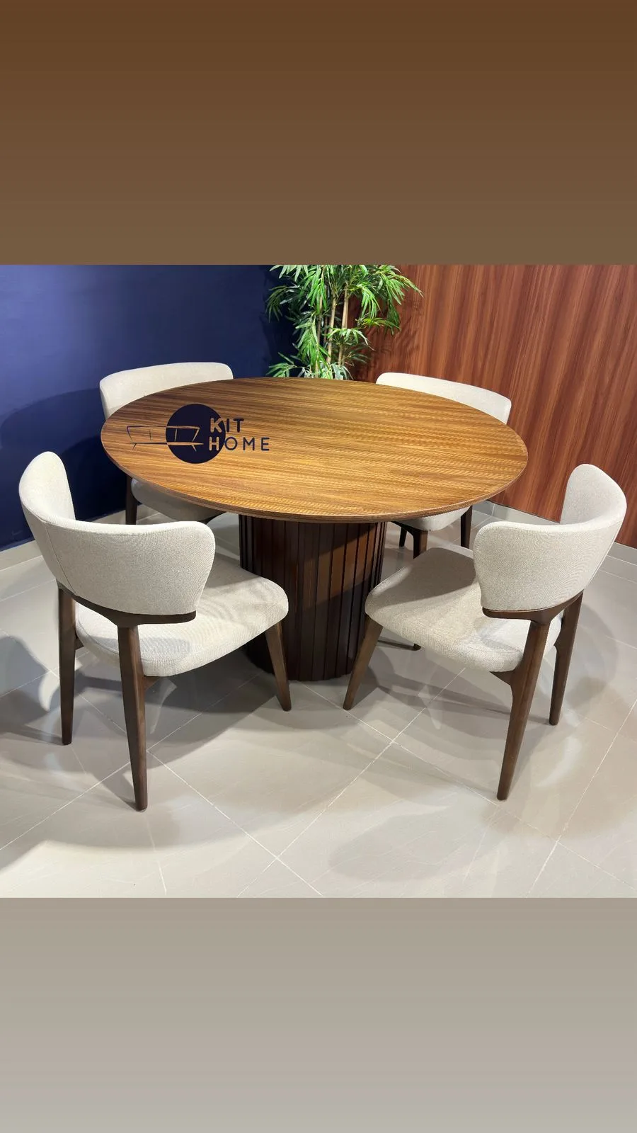 Comedor Tope Madera 120 CM- Sillas en Madera Eucalipto