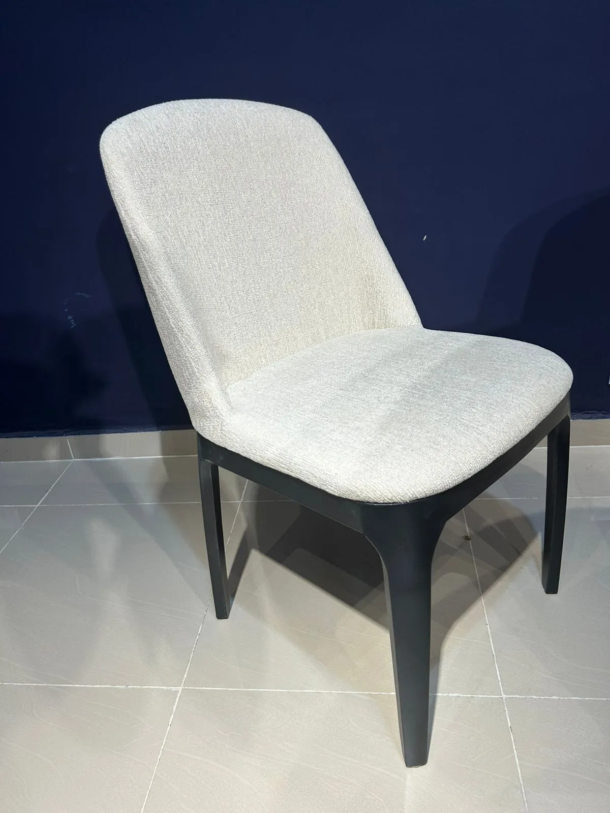 Silla de Comedor en Metal Blanca