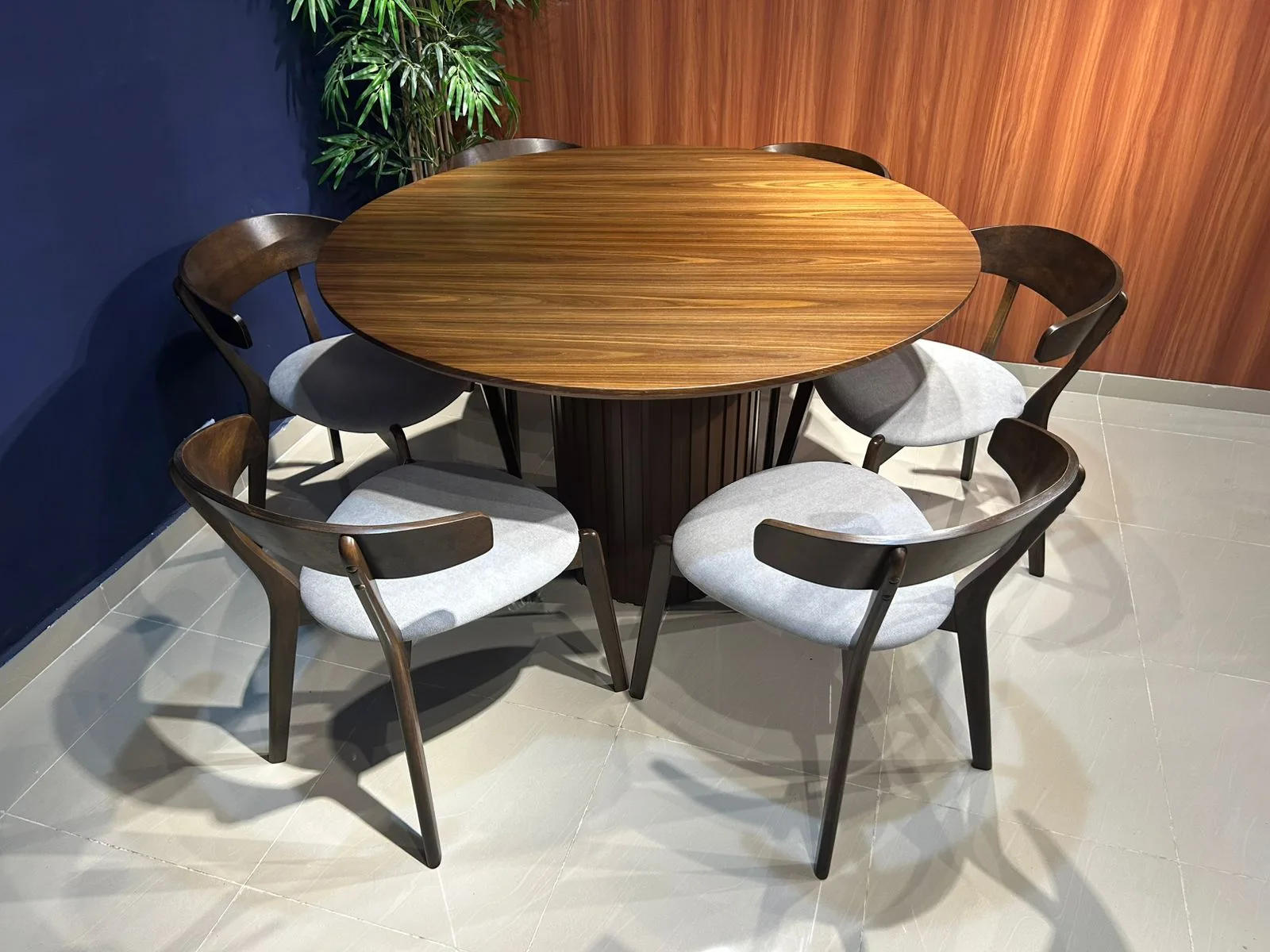 Comedor 130 cm - 6 Sillas madera Fresno